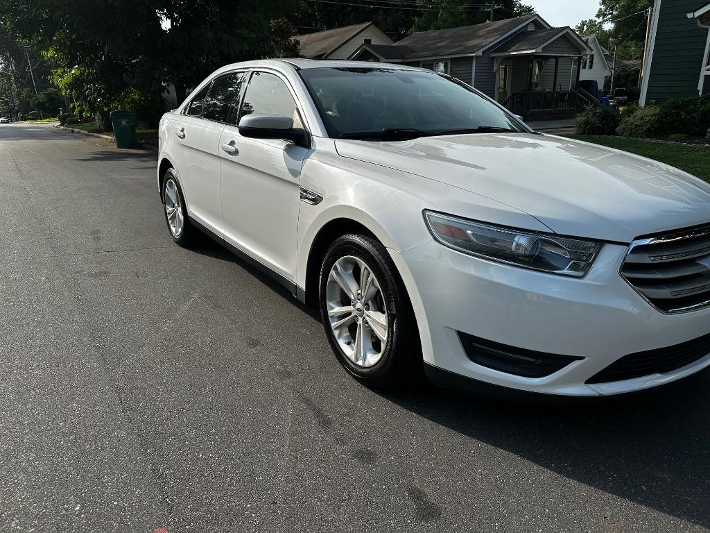 2014 Ford Taurus SEL - Photo 7