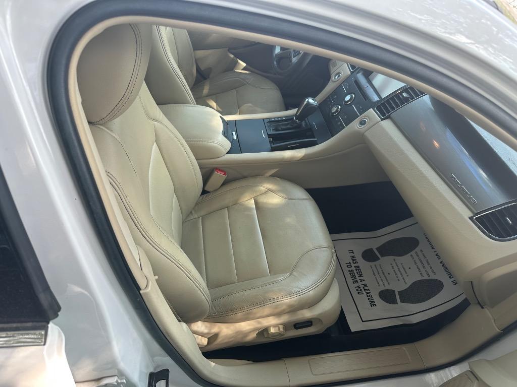 2014 Ford Taurus SEL - Photo 12