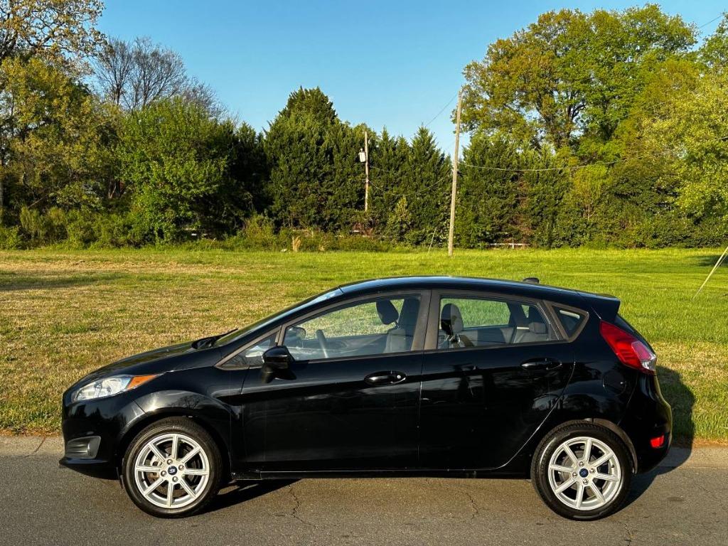 2019 Ford Fiesta SE Hatch's photo