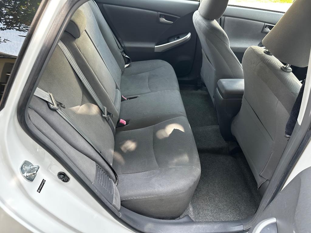 2010 Toyota Prius - Photo 13