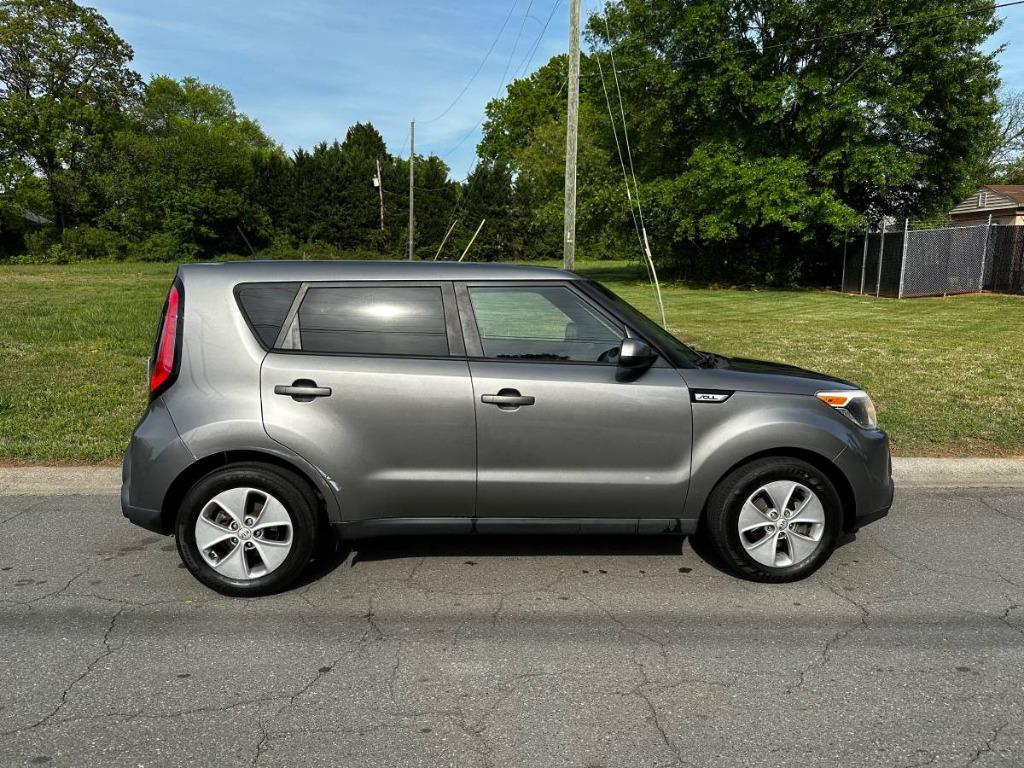 2015 Kia Soul 1.6L Base AT 5-Door's photo